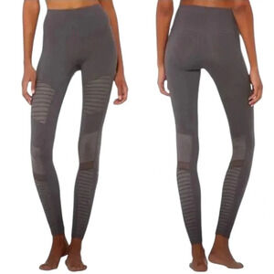ALO Yoga Moto Legging in Stormy Heather Gray Size S